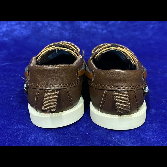 Carter’s Slip on Boat shoes - Picture 3 of 6